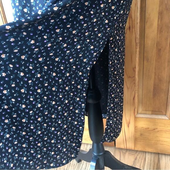 American Eagle Floral Slip Midi Dress Size M - Picture 7 of 16
